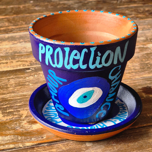 Cache pot "PROTECTION"